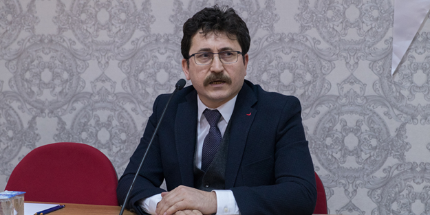 Dekanın seçimin ardından yaptığı paylaşım tartışmalara neden oldu: Kibir ve ego...