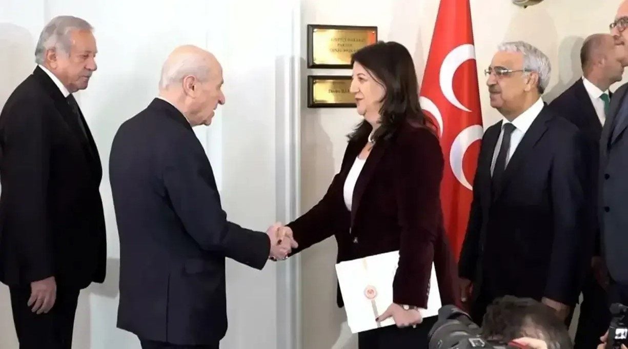 DEM Parti heyeti Bahçeli ile biraraya geldi