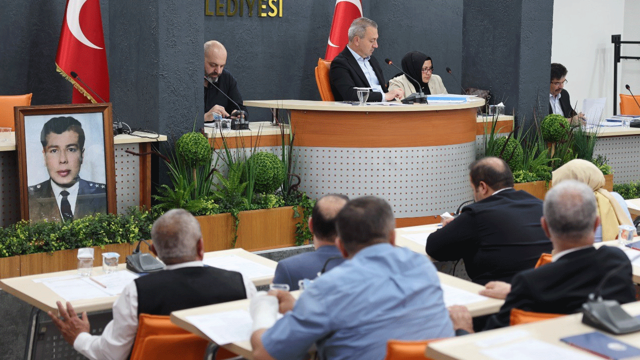 DEM Parti ismini kaldırmıştı: 30 saat işkence görüp tek kelime etmeyen kahramanın adı Sivas'ta yaşatılacak