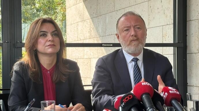 DEM Parti kendilerine el uzatan Bahçeli’ye İmralı’yı gösterdi!