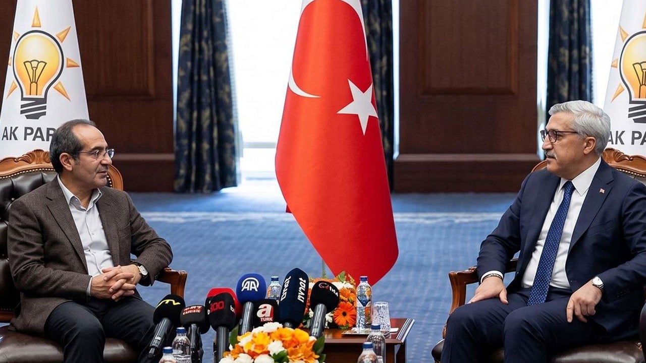 DEM Parti'den AK Parti'ye bayram ziyareti