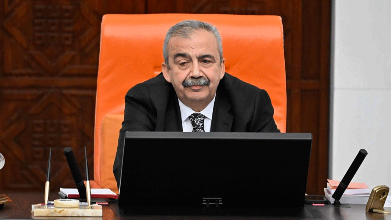 DEM Parti'den Sırrı Süreyya Önder mesajı