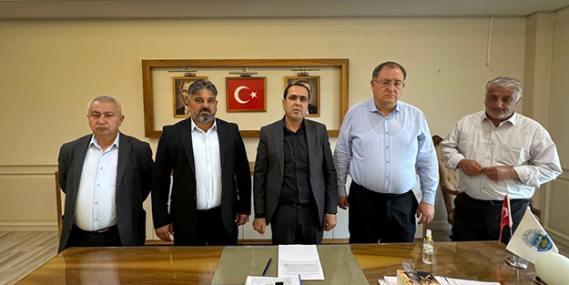 DEM Partili belediye başkanından 'cumhurbaşkanı posteri' istifası! 'Kabul etmemiz mümkün değil'