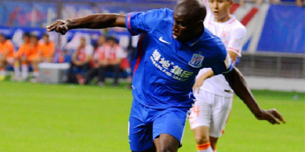 Demba Ba 14. golünü attı!