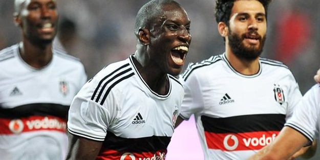 Demba Ba ezanı duyunca bakın ne yaptı
