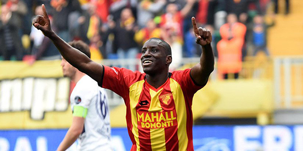 Demba Ba fırtınası dinmiyor