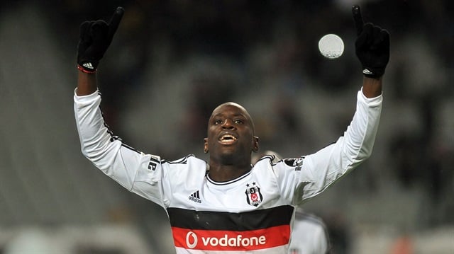 Demba Ba topla çalışmaya başladı