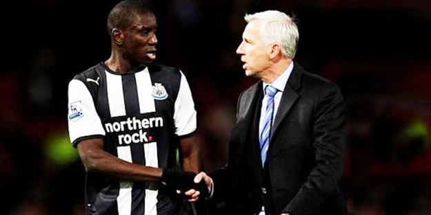 Demba Ba'nın eski hocası Beşiktaş yolunda!