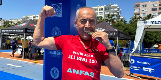 ‘Demir Adam’ lakaplı Ali Bıdı’nın Mersin’de 6 yıldır bileği bükülmüyor