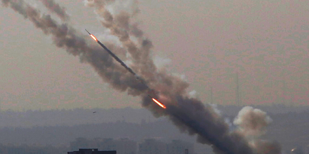 Demir Kubbe'yi aşan roket İsrail'e düştü!