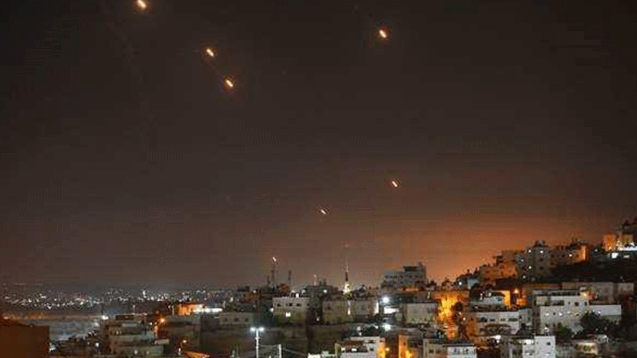 Demir kubbeyi delik deşik eden o füzeler! İran bunları ilk kez kullandı