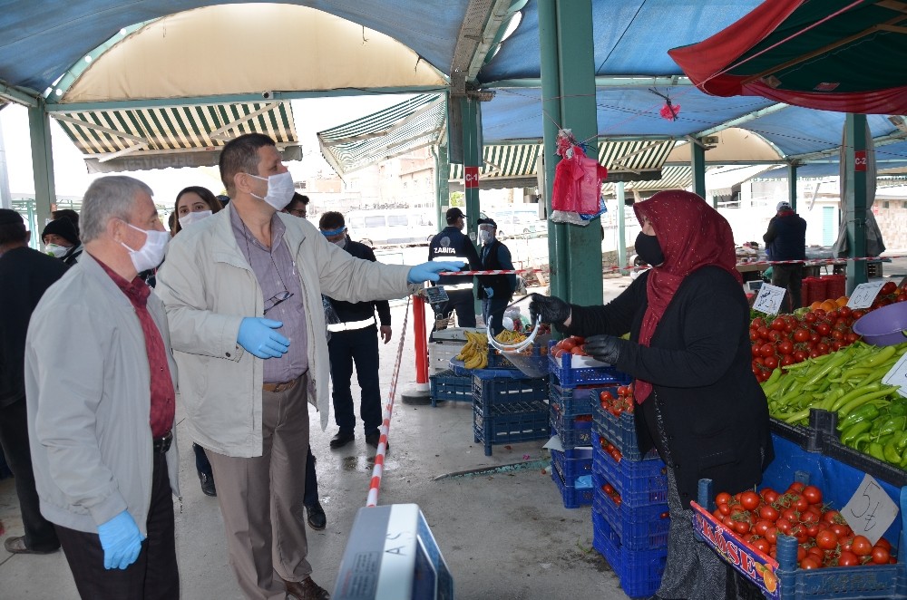 Demircili esnafa maske ve siperlik dağıtıldı 