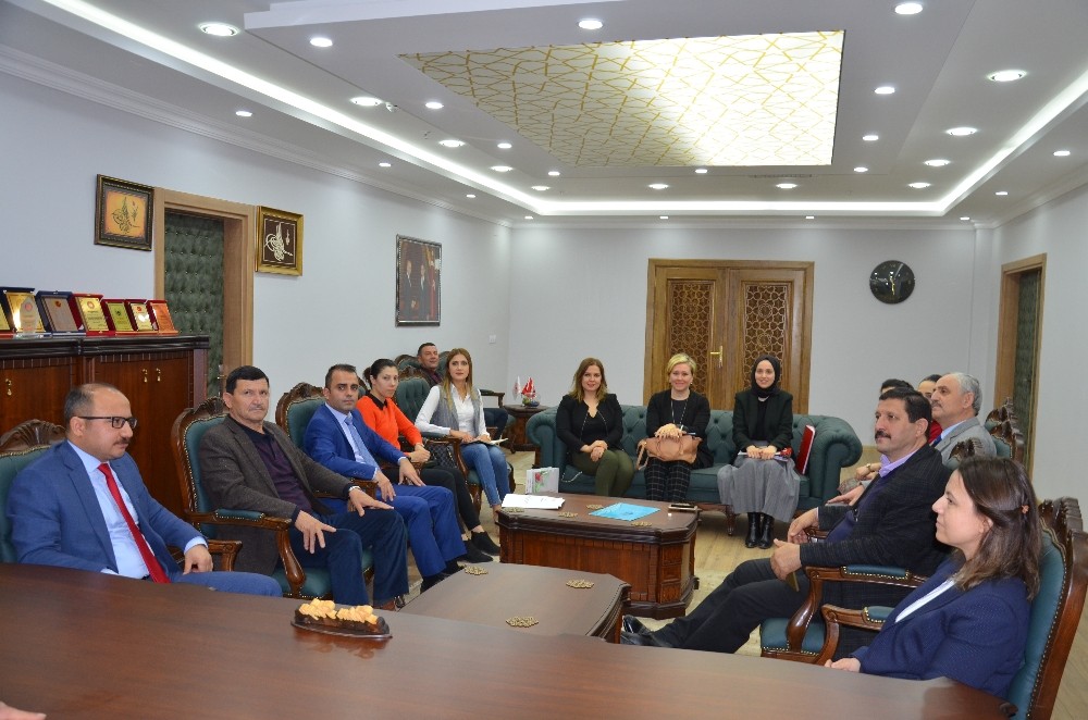 Demirci’nin kabul edilen 2 projesinde imzalar atıldı 
