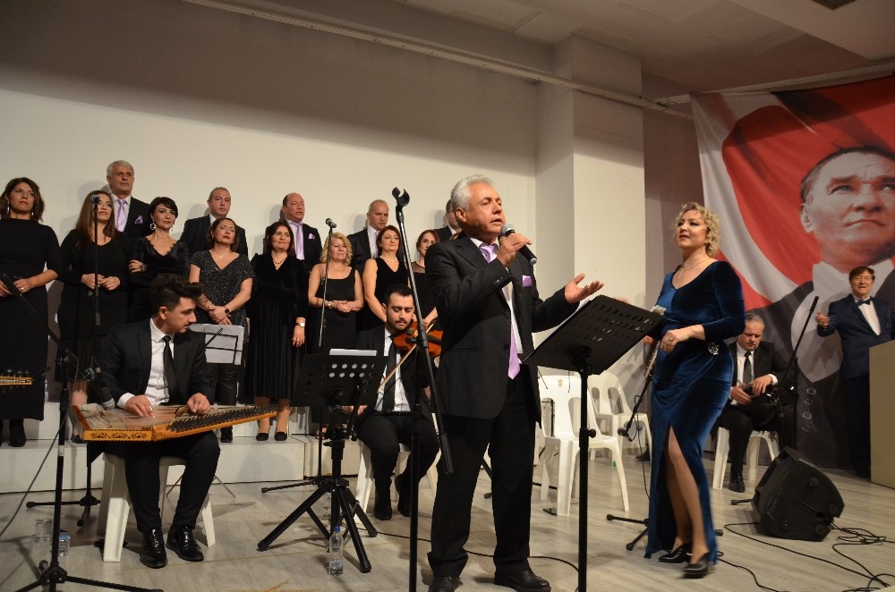 Demirci’nin tarihini anlatan kitap tanıtıldı 