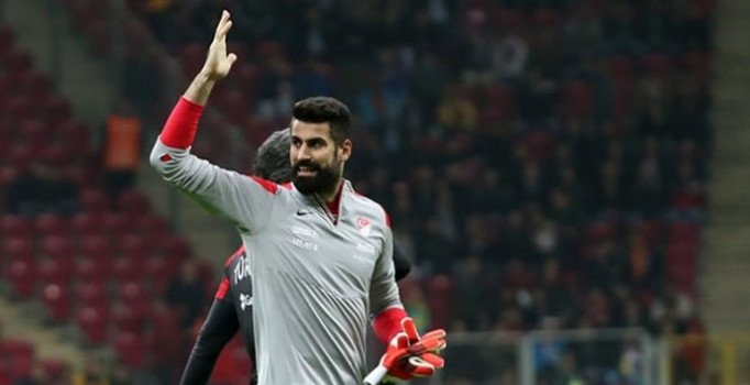 Demirel: Kimse benden özür beklemesin