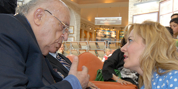 Demirel'in doktoruydu, Isparta'da liste başından aday oldu