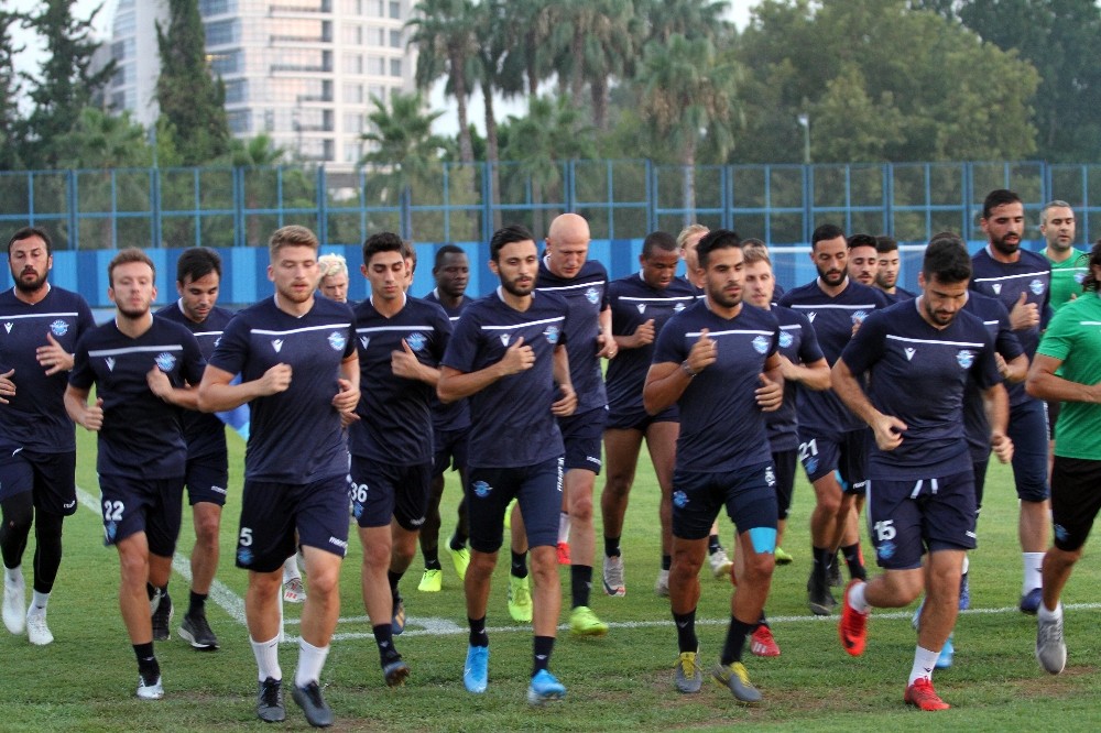 Demirspor hazırlıklarına Adana’da yeniden başladı 