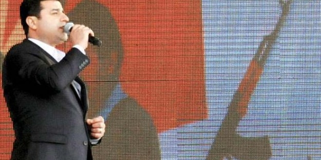 Demirtaş Avrupa'dan döndü, provokasyona başladı!