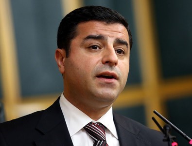 Demirtaş DTK'nın Olağanüstü Kongres'ine katıldı