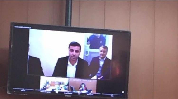 Demirtaş hakim karşısında!