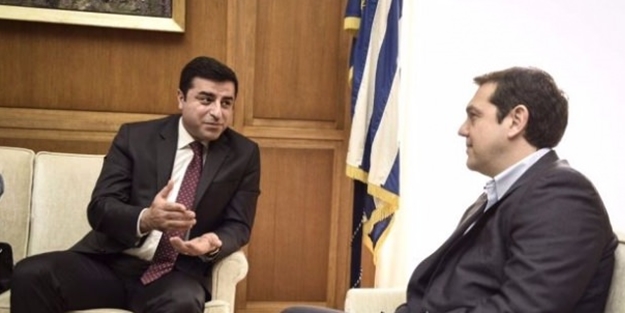 Demirtaş'ı Başbakanlık Ofisinde ağırladı!