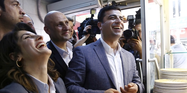 Demirtaş'ın eşi hala bankamatik memuru!