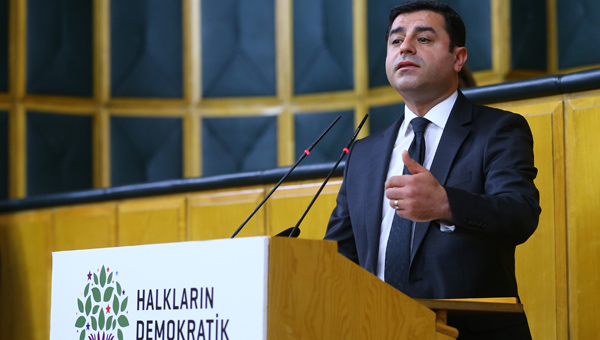 Demirtaş şimdi de Ermenistan'ı savundu!