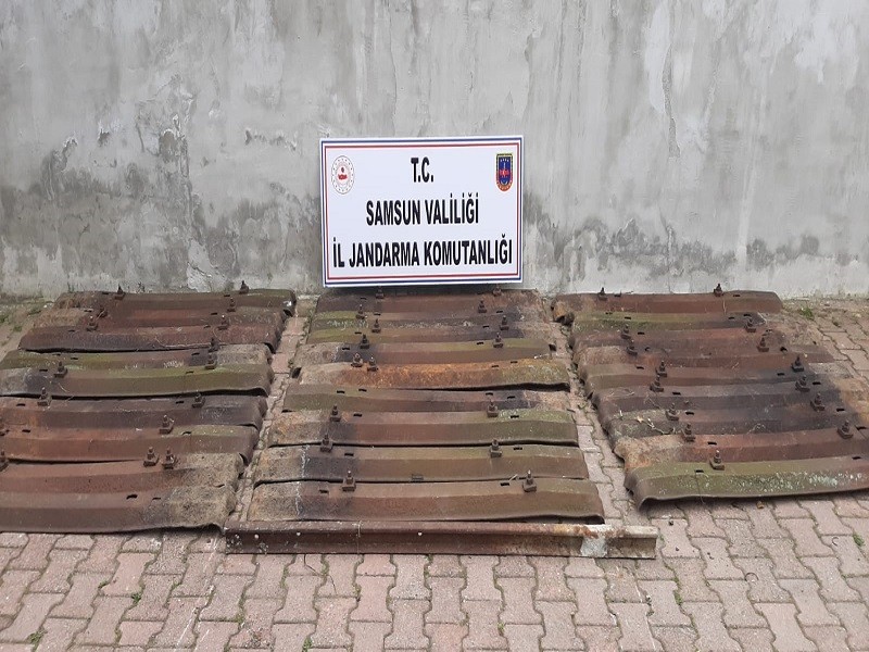 Demiryolu raylarını çalan hırsızlık şüphelileri yakalandı 