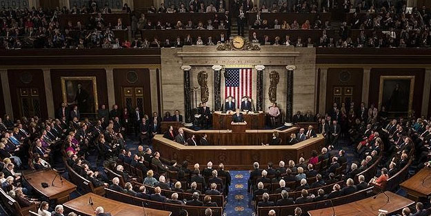 Demokrasi anlayışınız batsın! Katliama karşı çıkan öğrenciler için antisemitizm tasarısını onayladılar