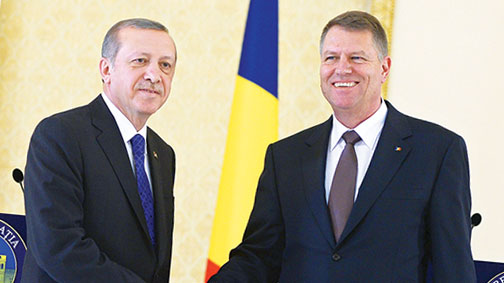 Demokrasiye inananlar teröre karşı birleşsin