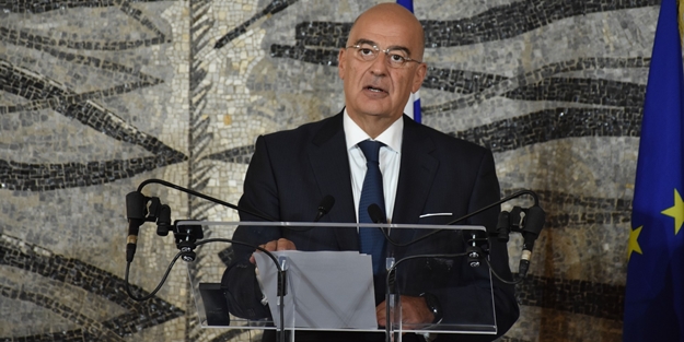 Dendias'tan Türkiye açıklaması: Sizden korkmuyoruz