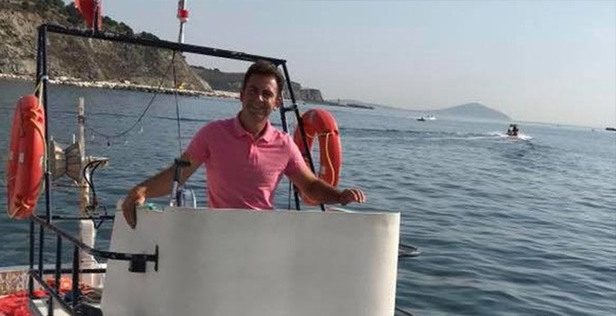 Deniz altında akılalmaz ölüm!