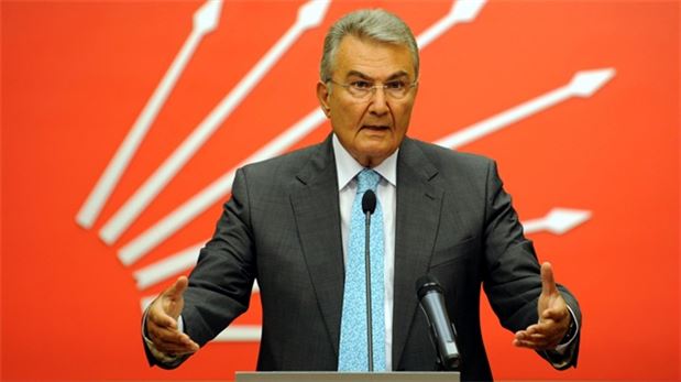 Deniz Baykal: Halk artık isyan ediyor