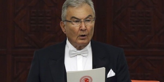 Deniz Baykal Meclis'e abone oldu! Tam 45 yıldır...