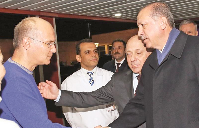 Deniz Baykal'ın oğlundan flaş açıklama! Prof. Ataç Baykal böyle duyurdu