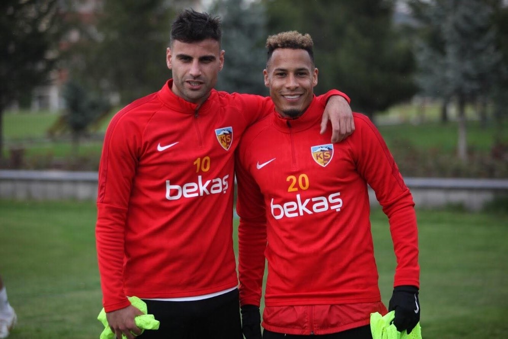 Deniz ile Chery Kayserispor’u sırtlıyor 