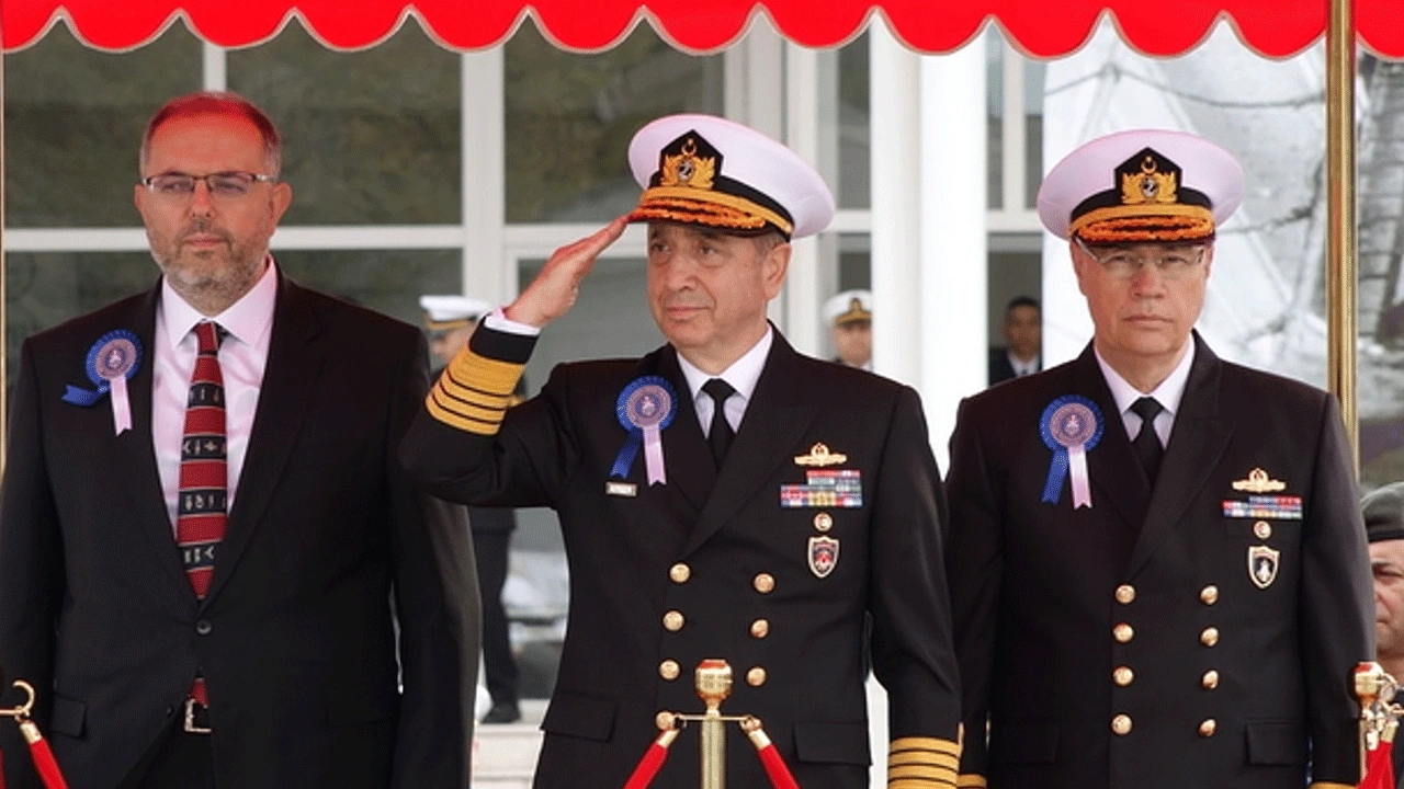 Deniz Kuvvetleri Komutanı Tatlıoğlu açıkladı! Türkiye kendi uçak gemisini inşa ediyor