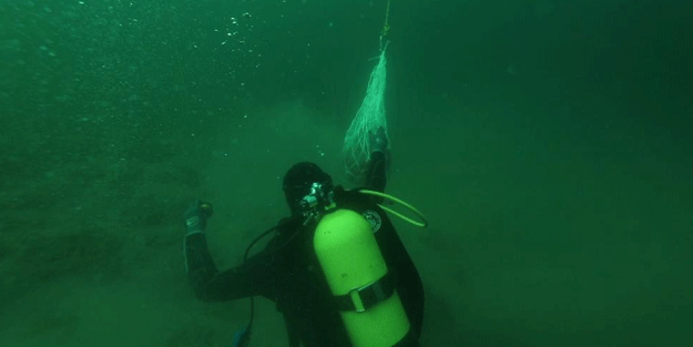 Deniz polisi Yalova açıklarında batık gemi buldu