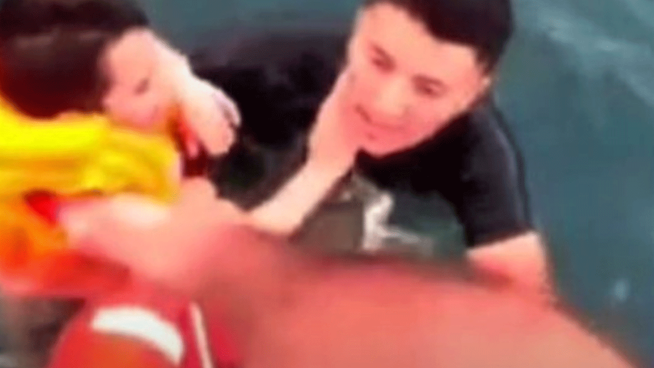 Denizde 1200 metre sürüklenen çocuk böyle kurtarıldı!