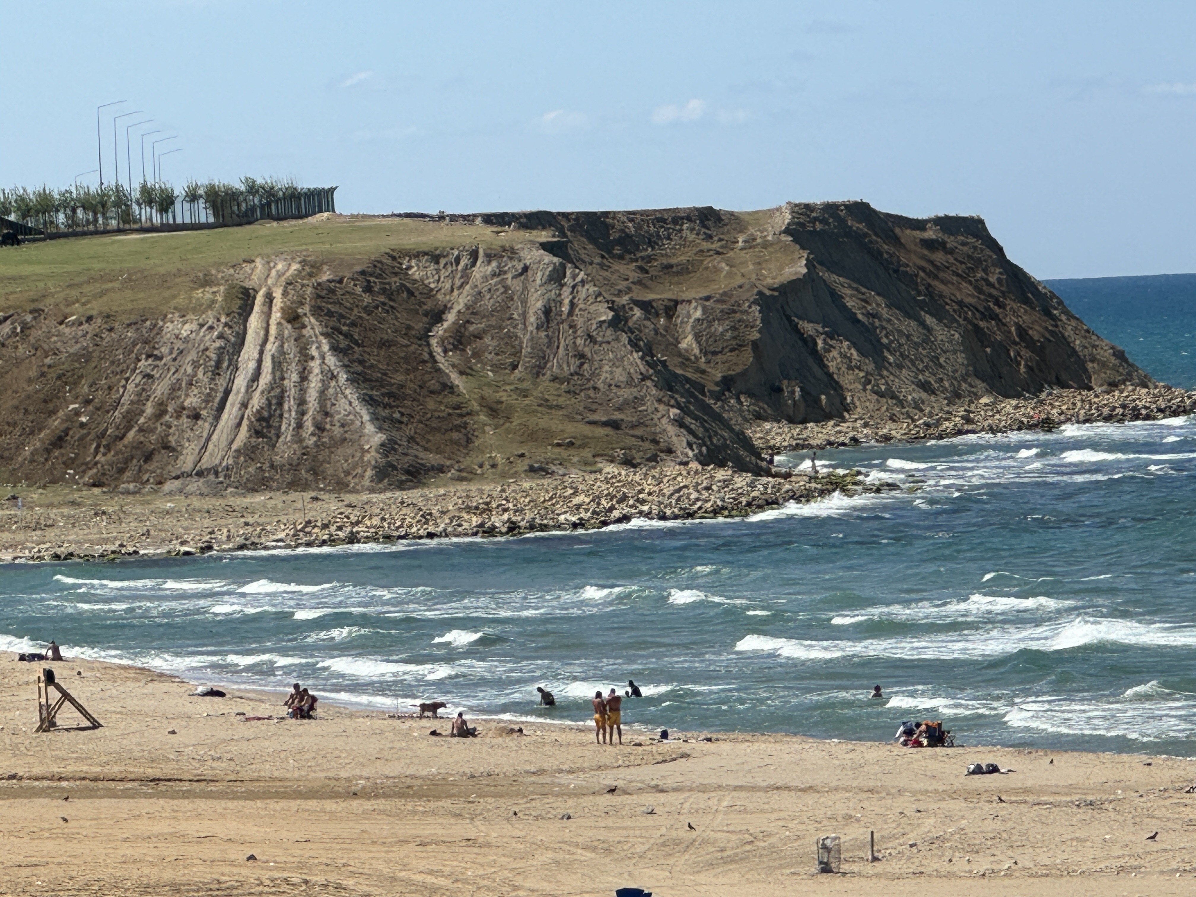 Denizde boğulma tehlikesi geçiren 15 yaşındaki çocuk, 6 gün sonra hayatını kaybetti
