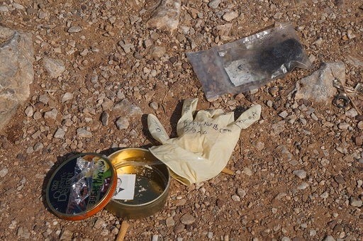 Denizde bulunan şüpheli kutu polisi harekete geçirdi 