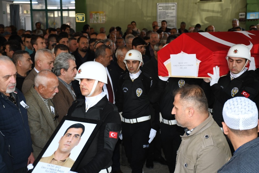 Denizde cesedi bulunan bekçi son yolculuğuna uğurlandı 