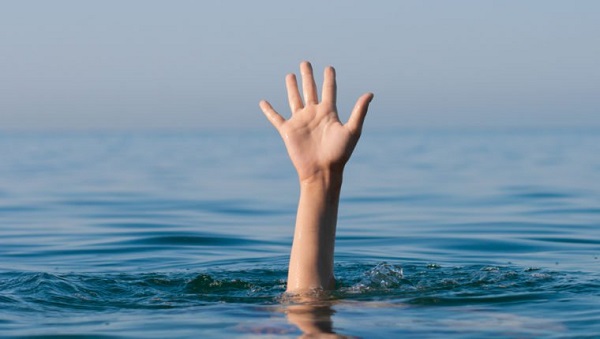 Denizde facia: Boğularak can verdi