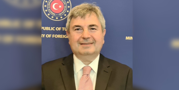 Denizde kalp krizi geçiren Lizbon Büyükelçisi hayatını kaybetti