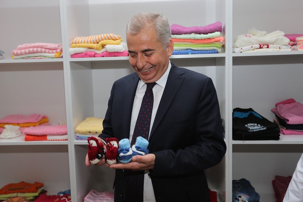 Denizli Büyükşehir Belediyesi Sevgi Eli 14 yaşında 