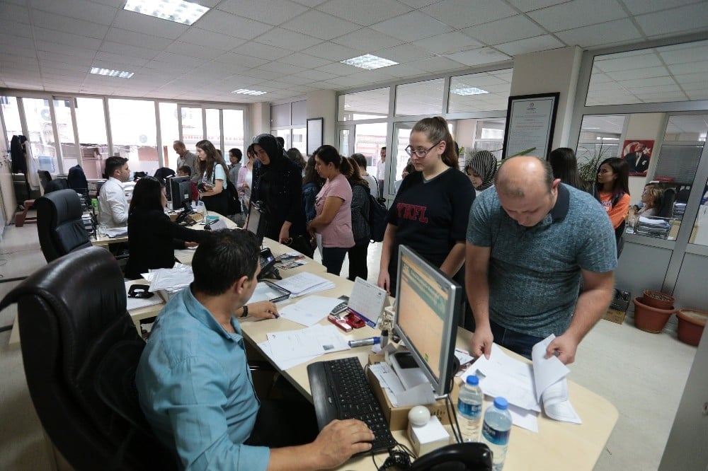 Denizli Büyükşehir Belediyesi’nden 3 bin öğrenciye burs 