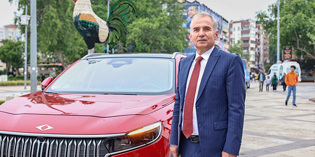 Denizli Büyükşehir, Türkiye’nin ilk yerli otomobili TOGG’a kavuştu