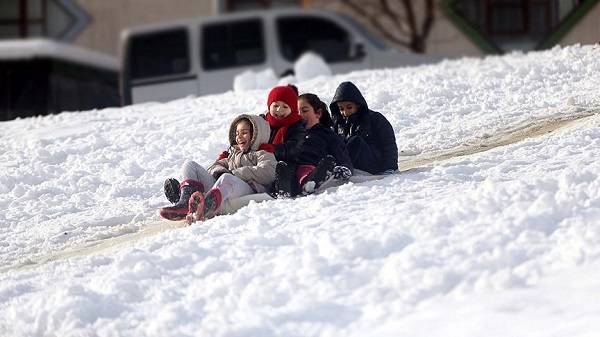 Denizli Çameli’de yarın okullar tatil mi? 13 Ocak Perşembe Çameli okul var mı?