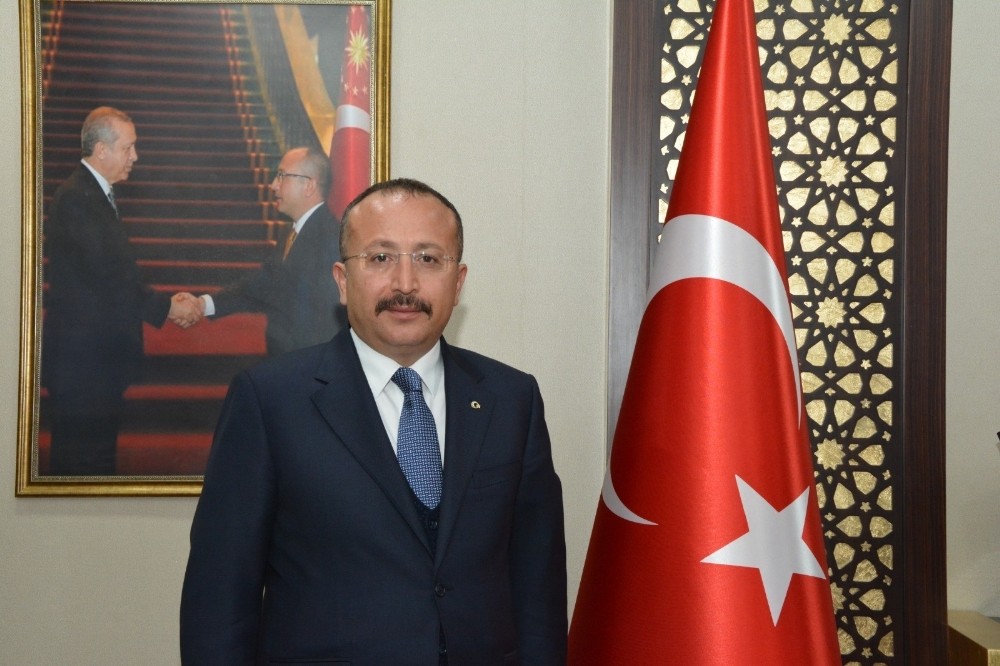 Denizli Valiliğine Ali Fuat Atik atandı 