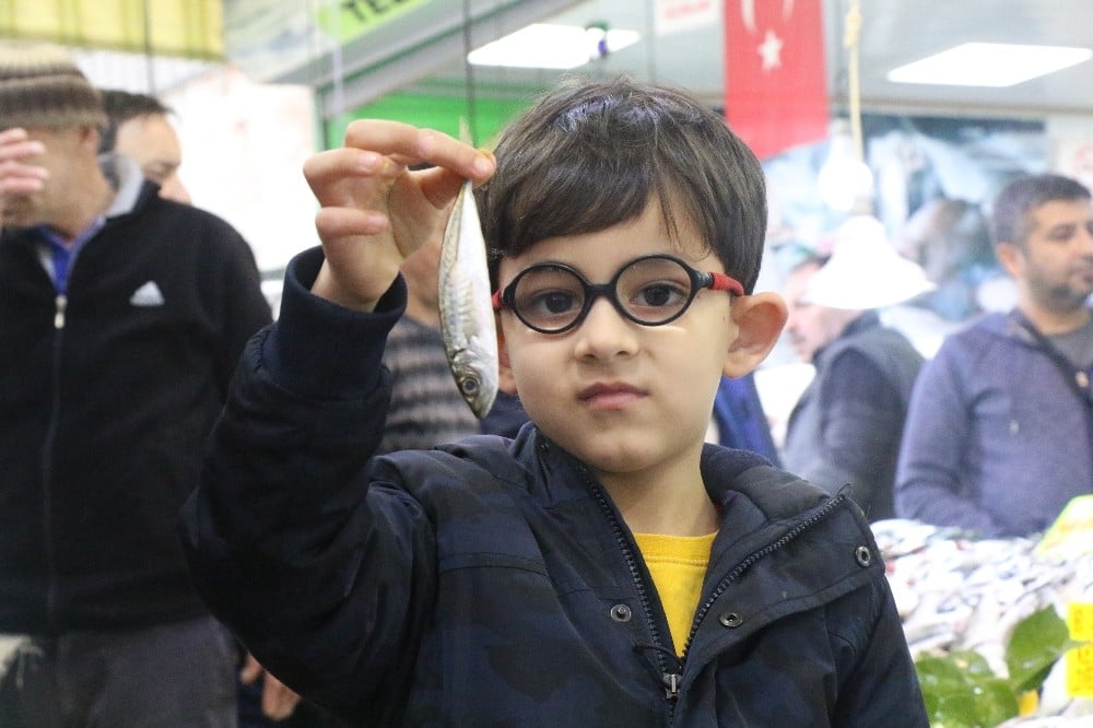 Denizli’de balık fiyatları vatandaşları memnun etmedi 